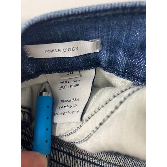 James Jeans Ankle Ciggy Mid-Rise Raw Hem Medium Wash Factory Distressed -Size 30 - Picture 5 of 8